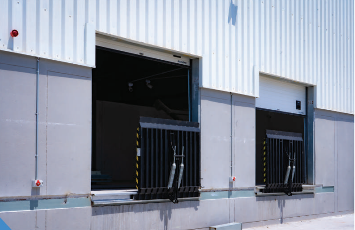 FT Series Vertical Storing Dock Leveler – Space-Saving Vertical Storing Dock Leveler, Moderate Speed Hydraulic or Manual Operation, Durable Steel Construction, Adjustable Angles, Warehouse Compatible